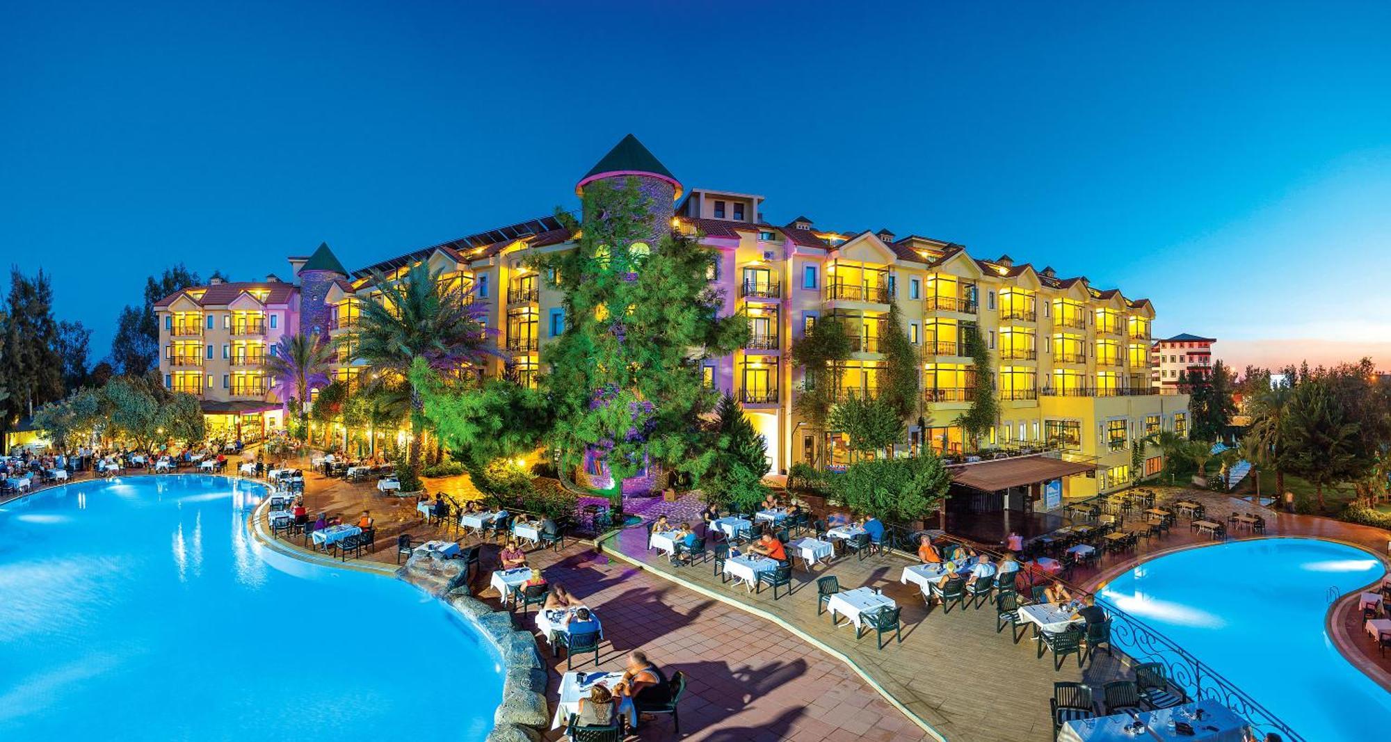 Dosi Hotel Side Exterior foto